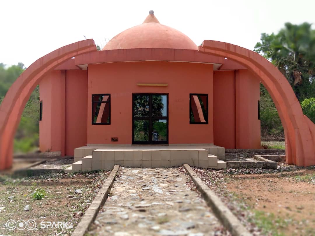 Bembèrèkè – Mausolée de Bio Guerra à Baoura II – © Visiter le Bénin